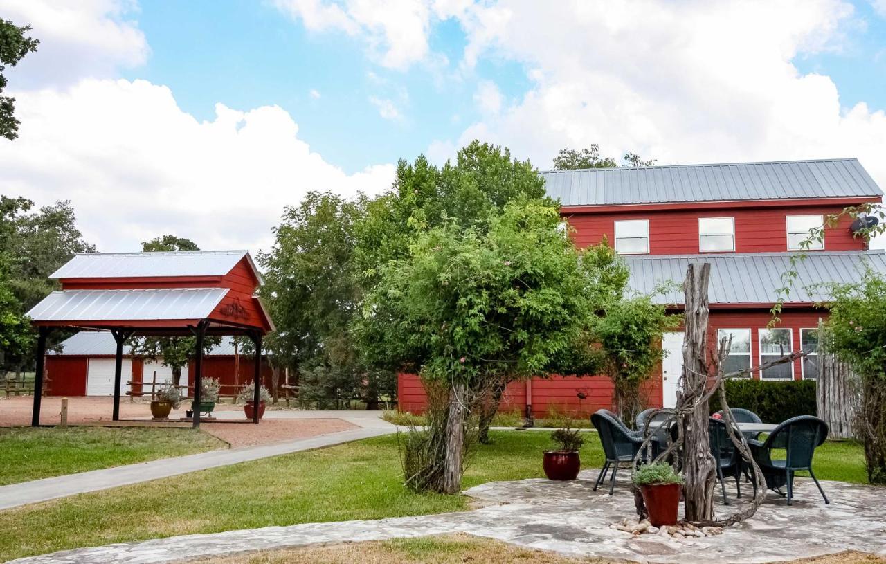 Ark Bunkhouse Fredericksburg Hideaway With Hot Tub 빌라 외부 사진